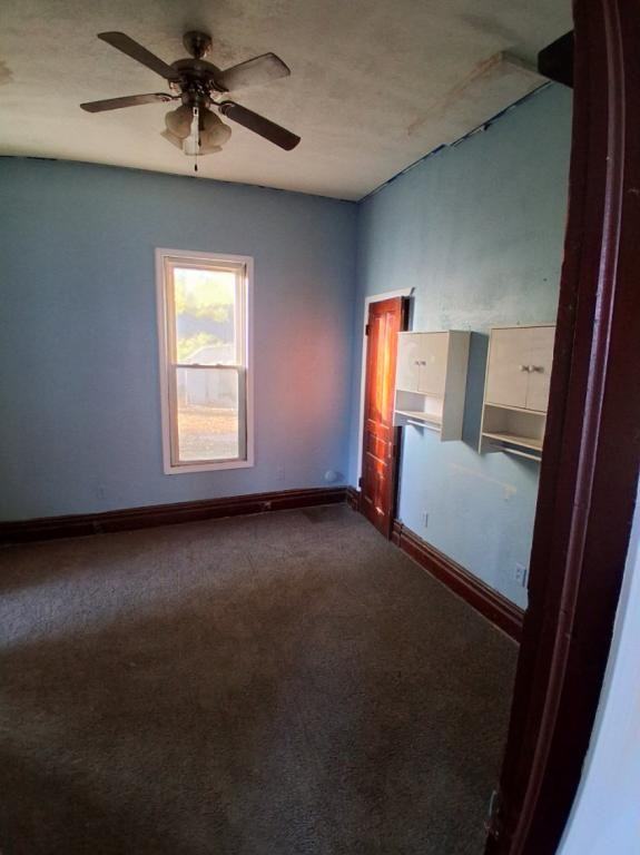 526 Fairholm Ave - Photo 2 of 10