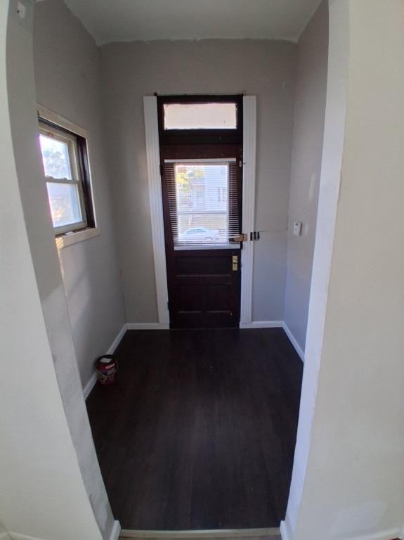 526 Fairholm Ave - Photo 7 of 10