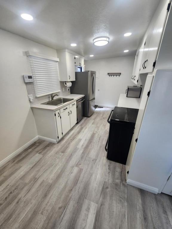 185 Country Club Dr - Photo 6 of 17