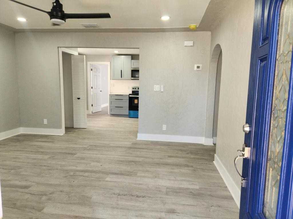 2422 23rd St S - Photo 6 of 28