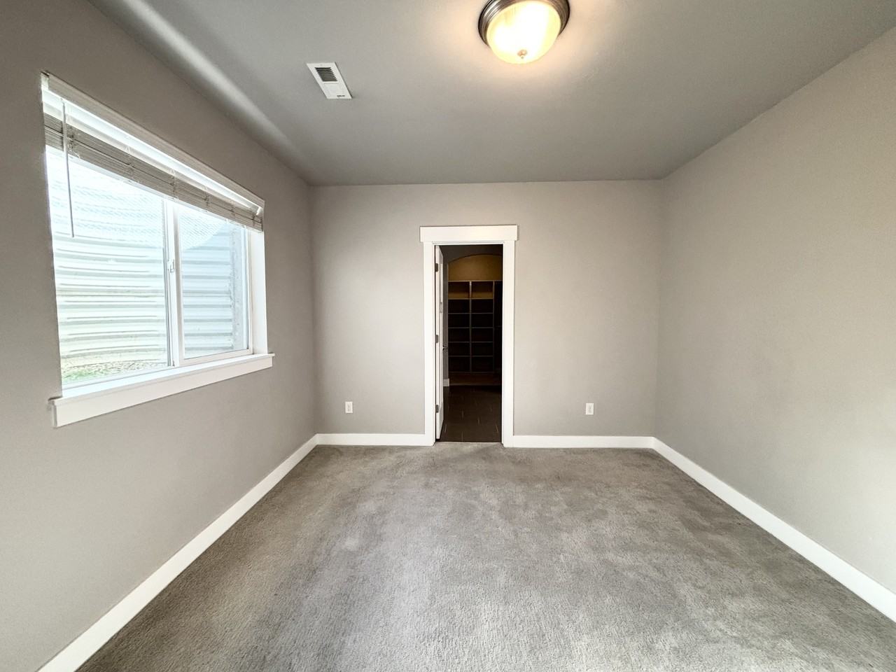 11528 Sw - Photo 3 of 25