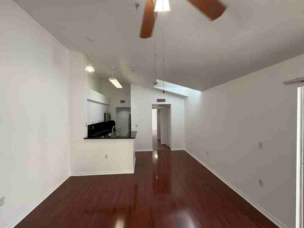 5117 City St #1 - Photo 6 of 28