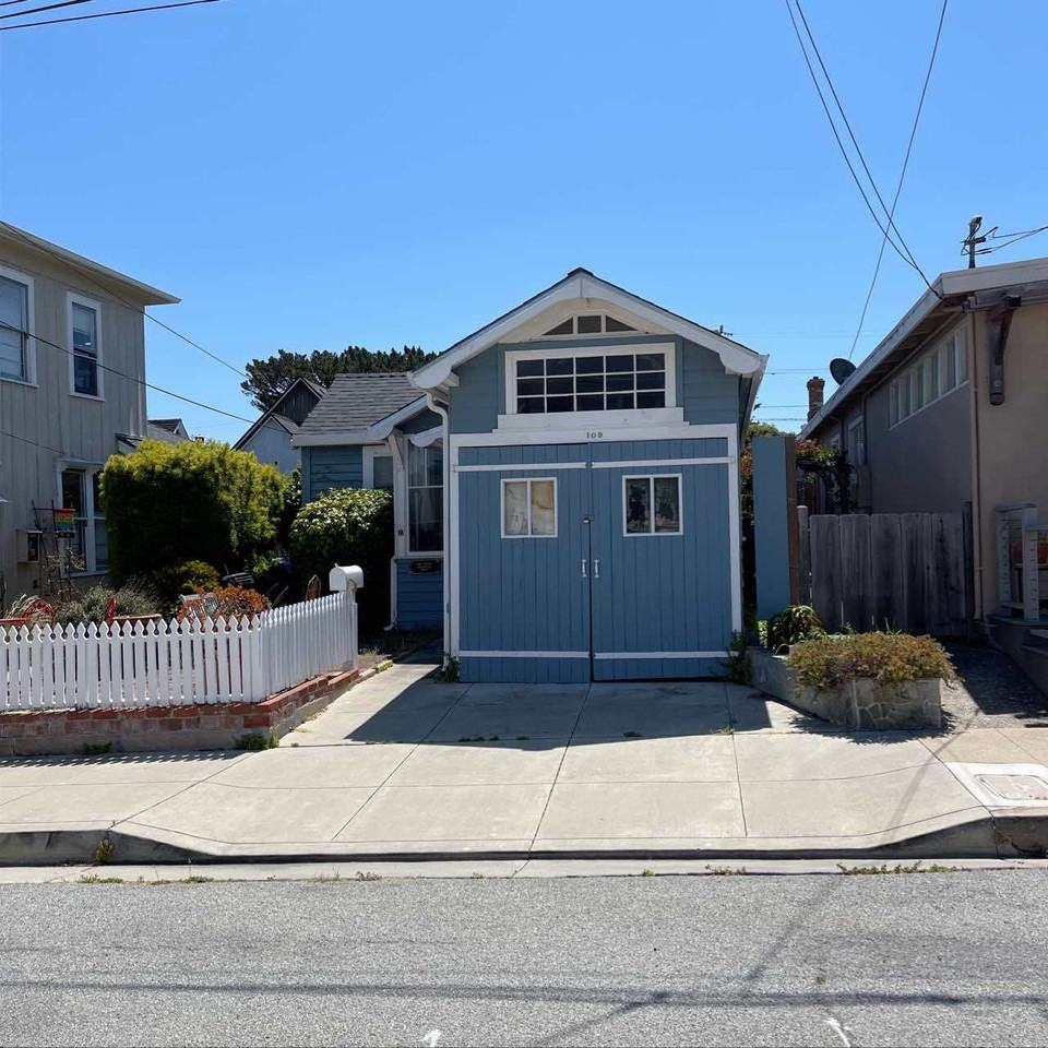 109 19th St - Photo 2 of 15