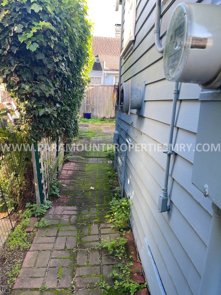 109 19th St - Photo 7 of 15