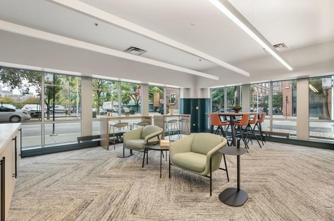 933 West Van Buren Street - Photo 2 of 28