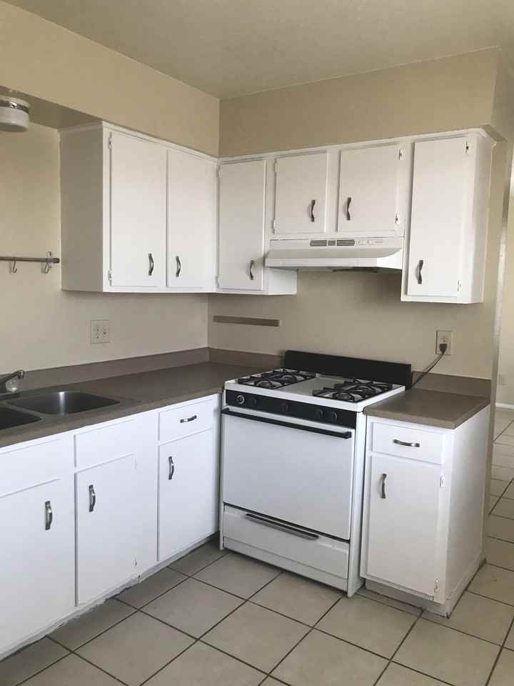 3213 Alta Monte Ave Ne #4 - Photo 2 of 30