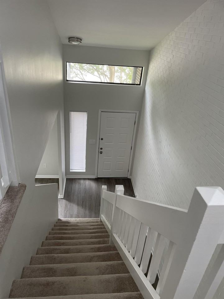 159 Harvest Dr #1 - Photo 6 of 29