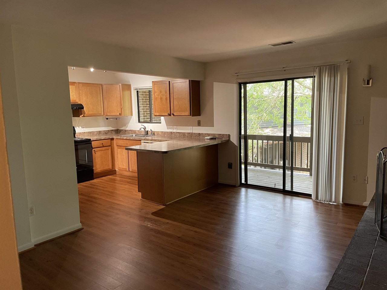 146 Harvest Dr - Photo 3 of 23