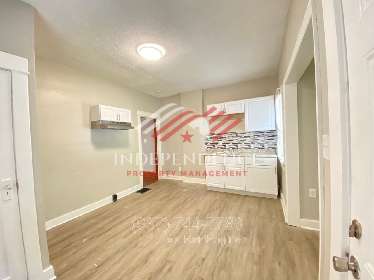 26 W Beechwood Ave - Photo 6 of 27