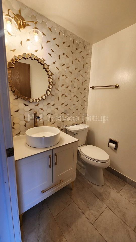 2325 Twilight Dr - Photo 6 of 14