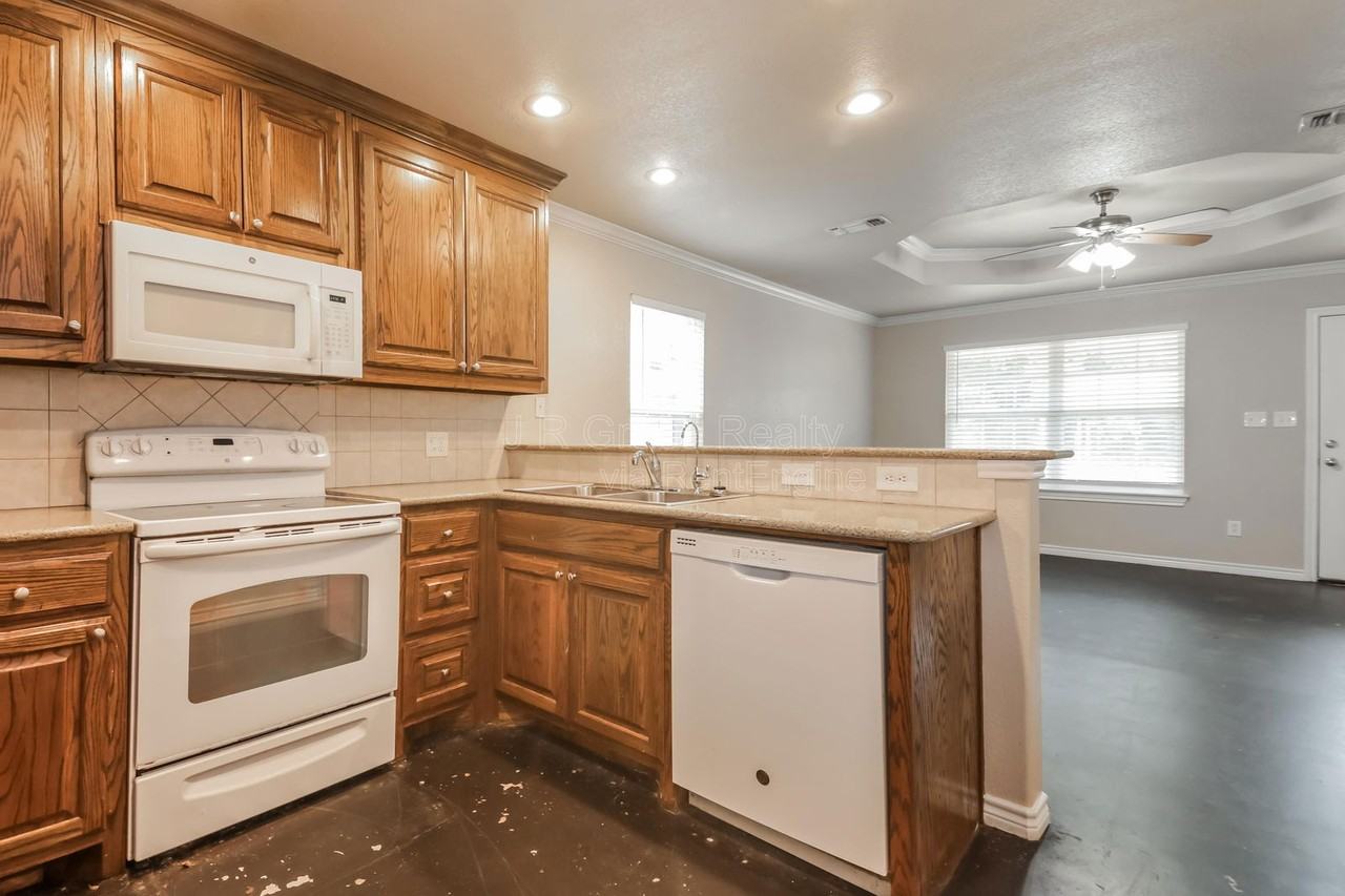 780 Rocky Ridge Flatts - Photo 3 of 15