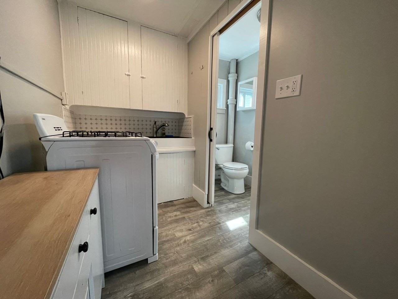 21 Perley St #B - Photo 5 of 13