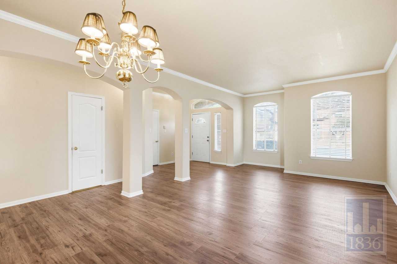 1110 Water Birch - Photo 3 of 50