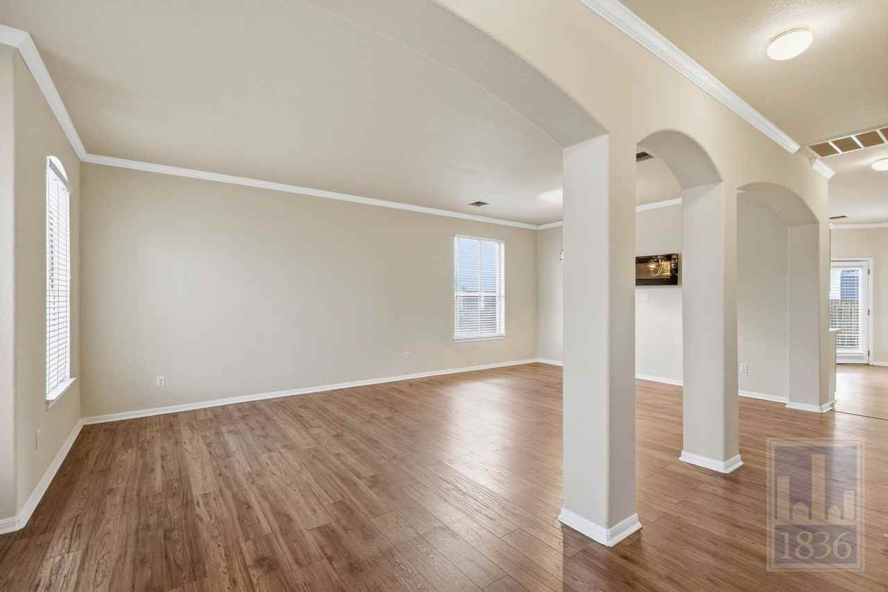 1110 Water Birch - Photo 5 of 50