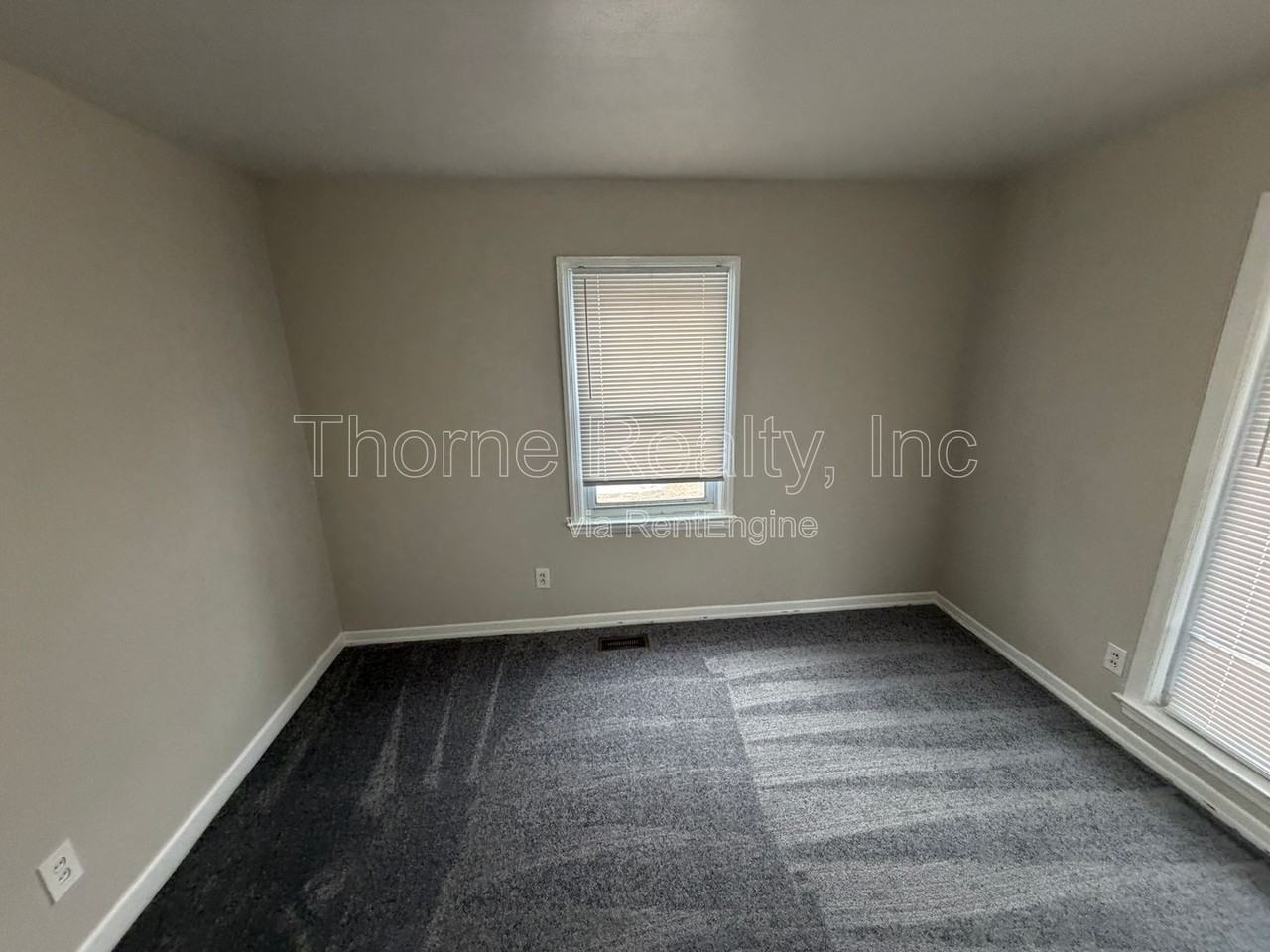 1113 S Cambridge Cir - Photo 4 of 14