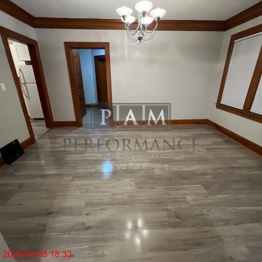 1909 Thurston Ave - Photo 2 of 19