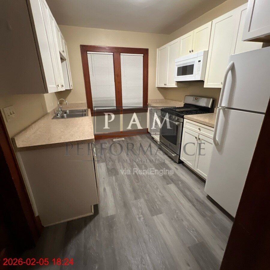 1909 Thurston Ave - Photo 4 of 19