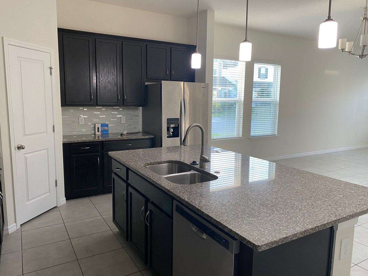 11507 Charnock Dr - Photo 5 of 16