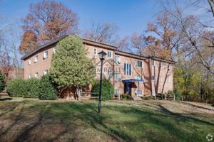 featured image of 14404 Gemstone Dr #102