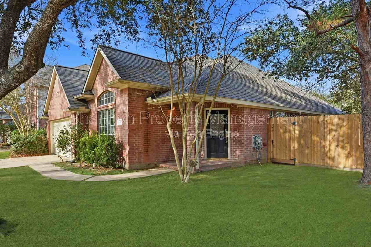 24802 Sageford Ct - Photo 4 of 49