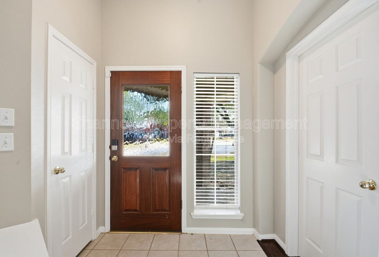 24802 Sageford Ct - Photo 6 of 49