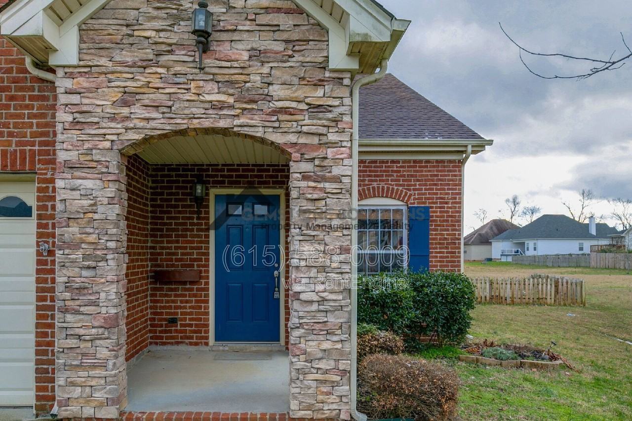 2012 Mccrory Pl - Photo 2 of 30