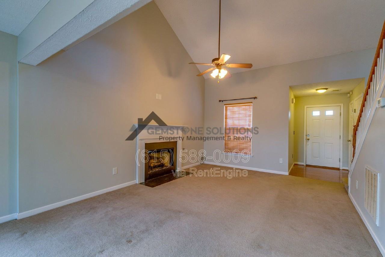 2012 Mccrory Pl - Photo 5 of 30