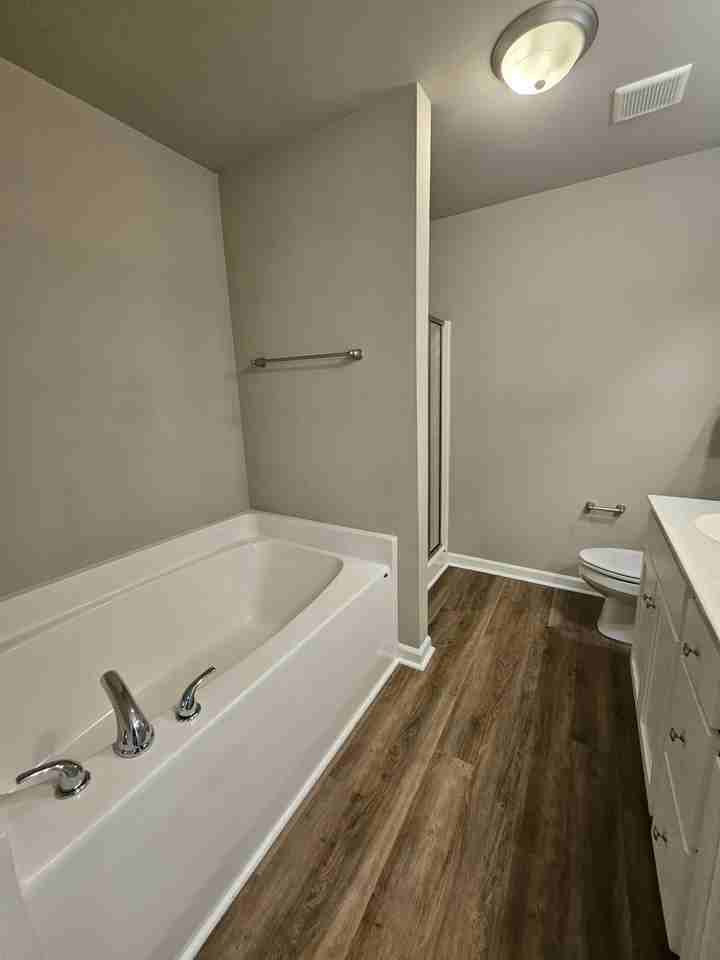 318 N Landing Dr - Photo 3 of 21