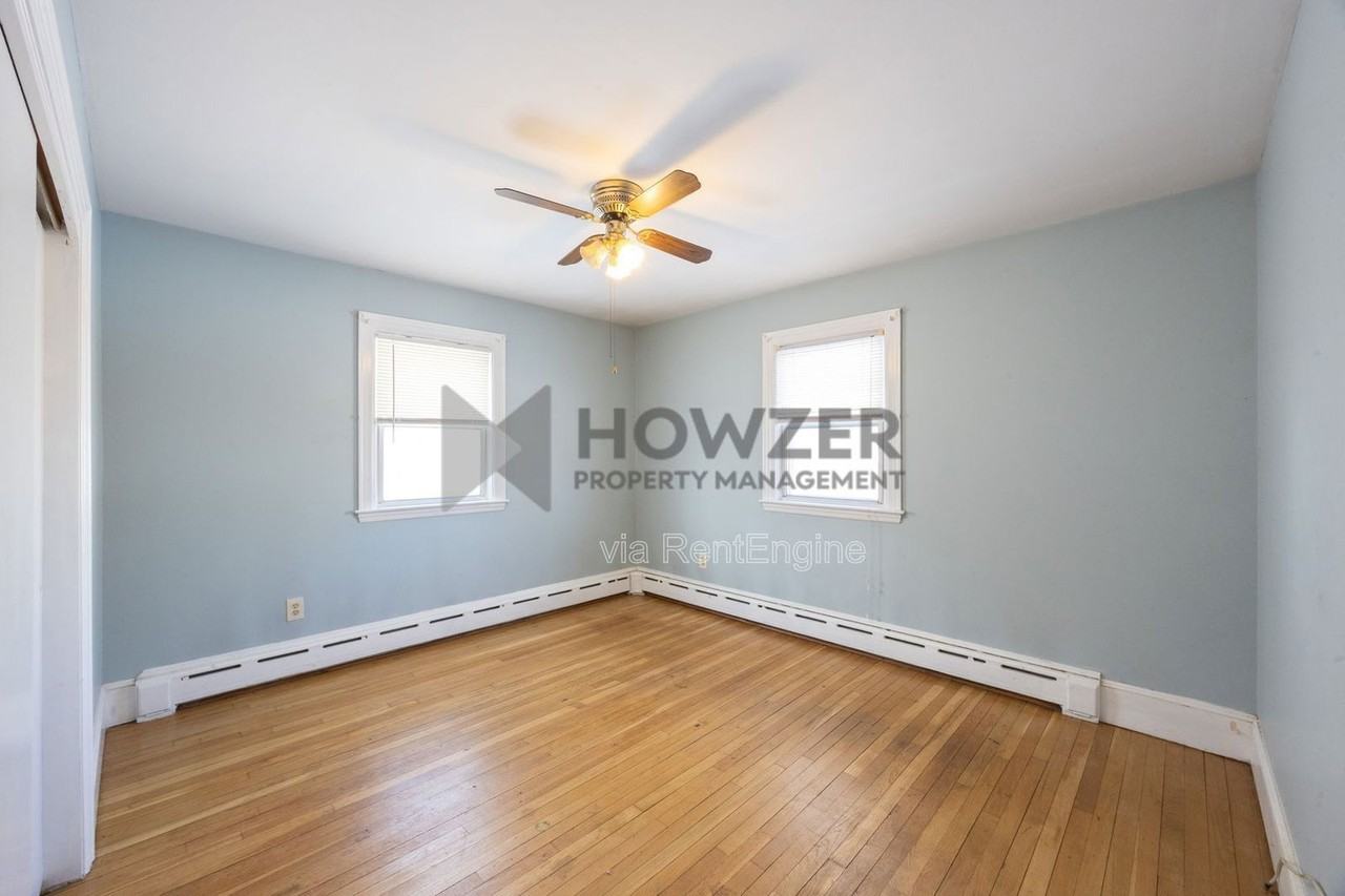 19 Illinois St - Photo 6 of 17