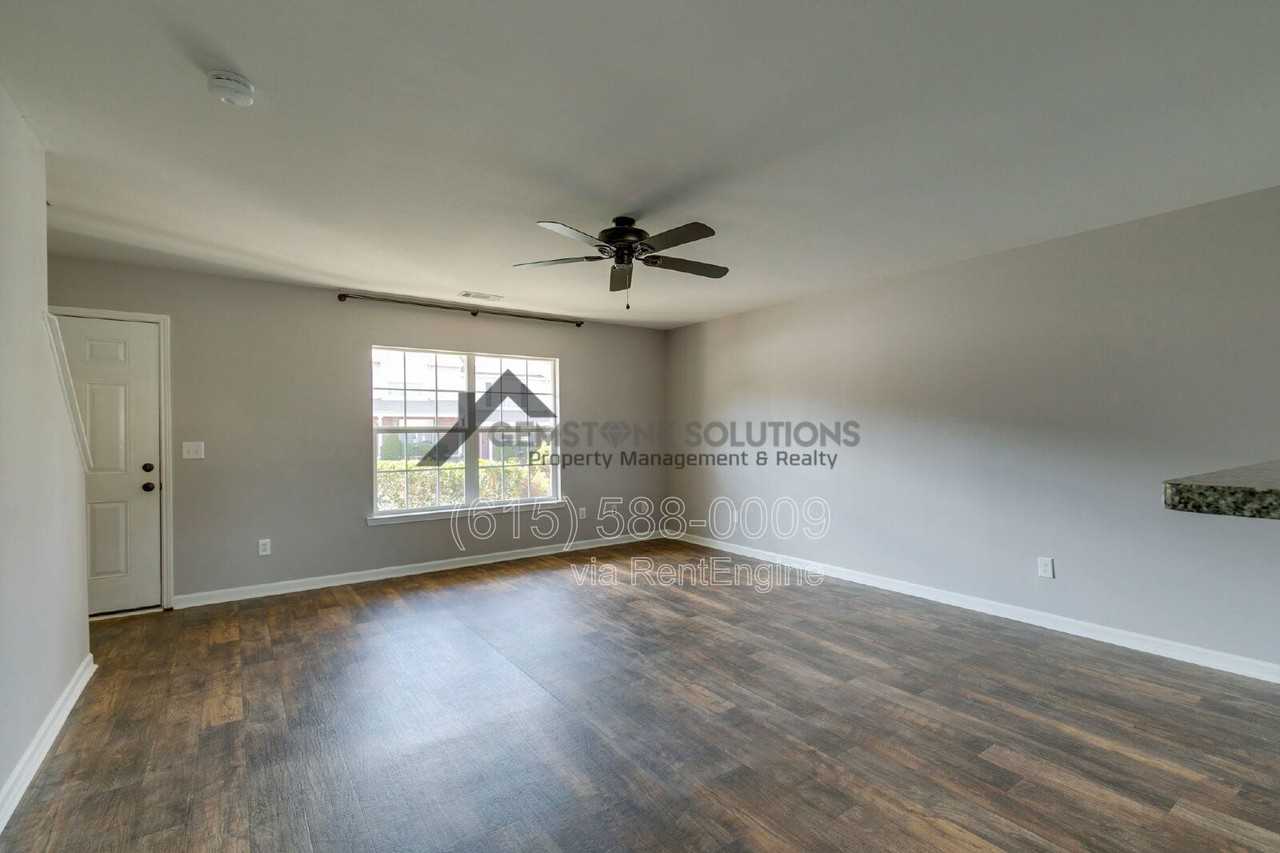 7404 Rice Ct - Photo 6 of 26