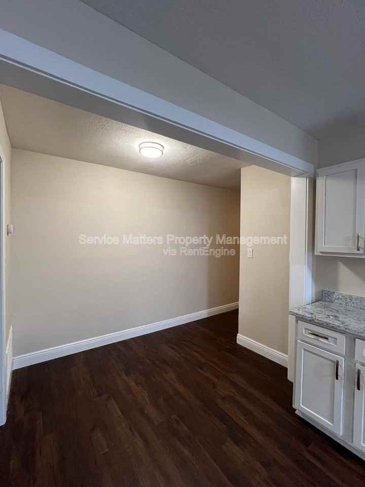 1106 Martin Luther King Jr Dr #A - Photo 7 of 14