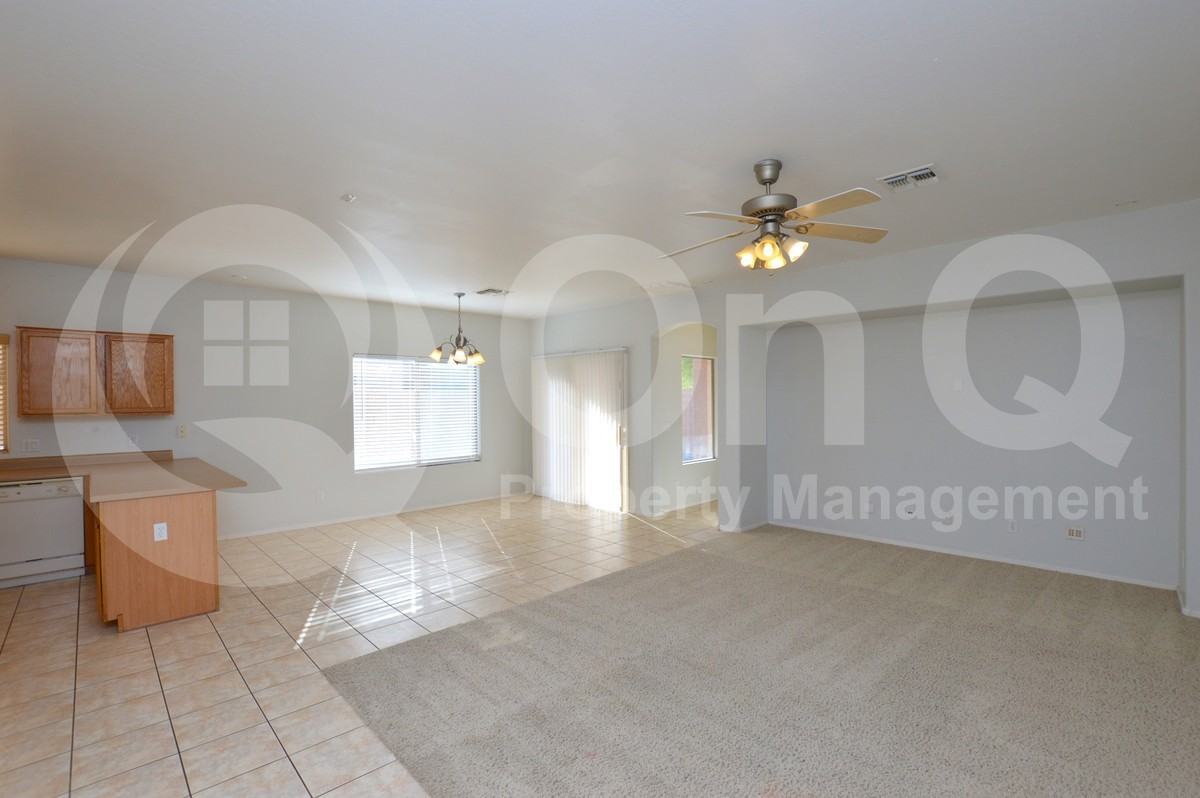 2848 E Superior Rd - Photo 5 of 17