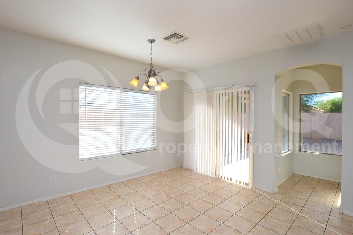 2848 E Superior Rd - Photo 6 of 17