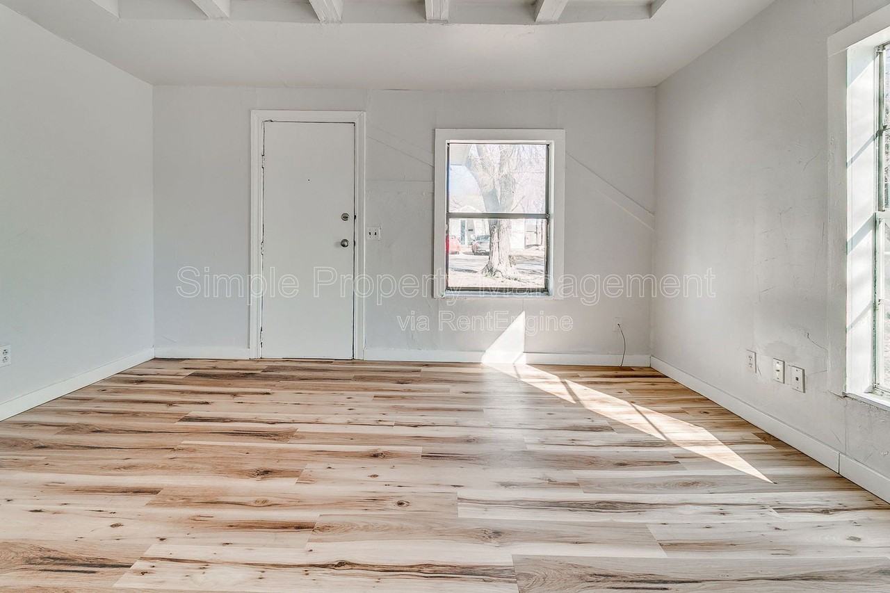 620 W Acres St #1 - Photo 2 of 18