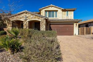 featured image of 2464 E Hazeltine Way
