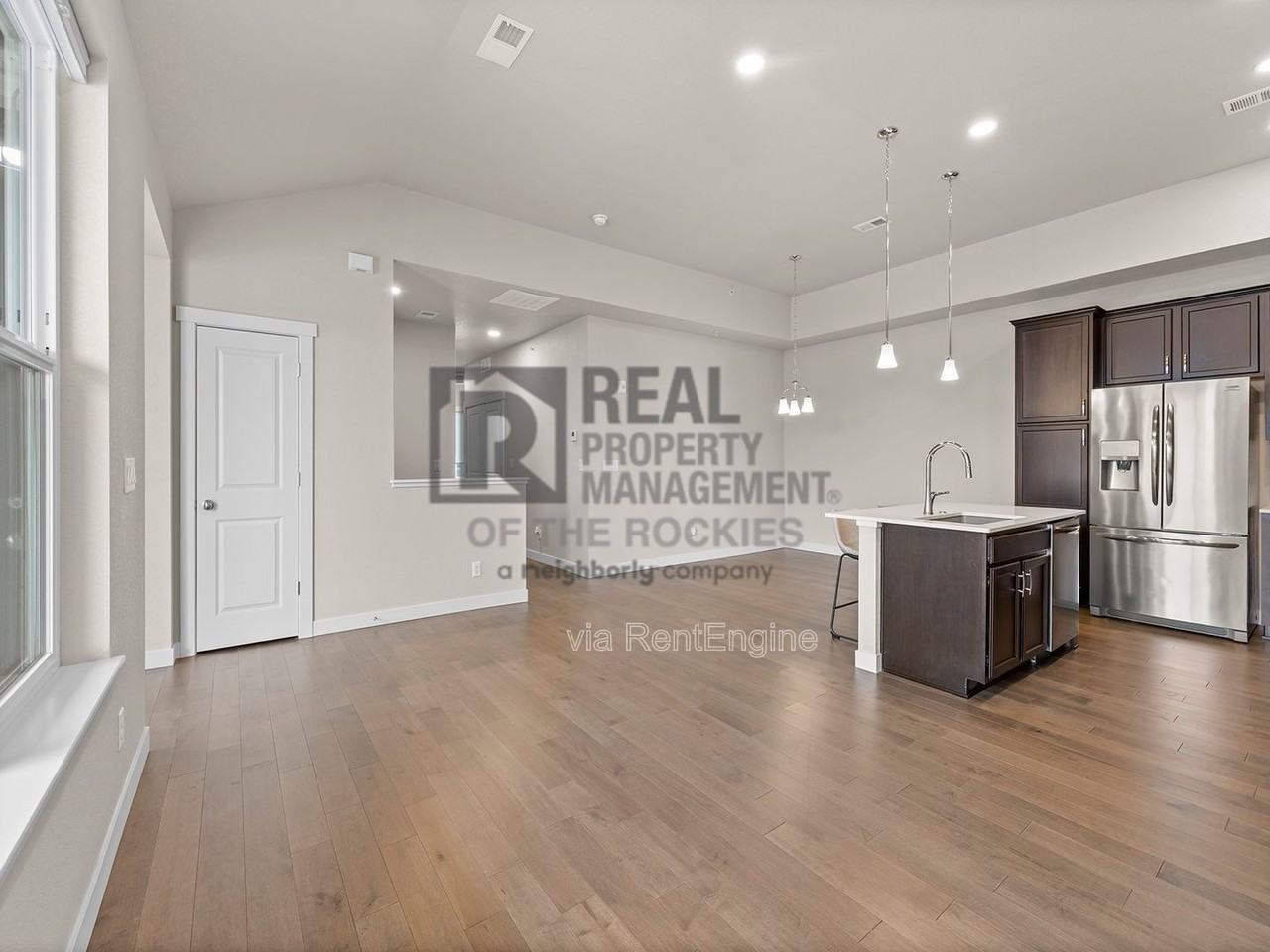 4115 N Park Dr #200 - Photo 3 of 19