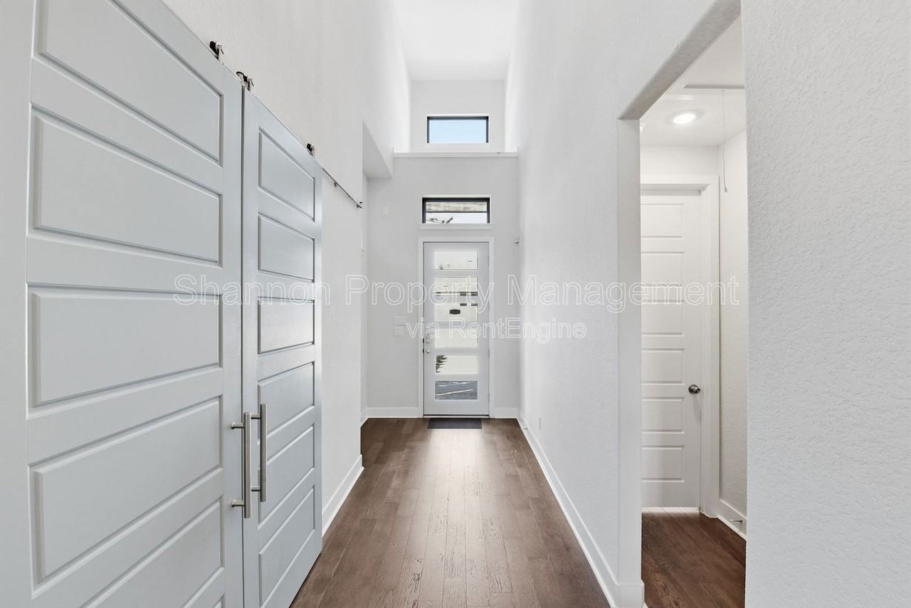 15314 Viviente Dr - Photo 6 of 50