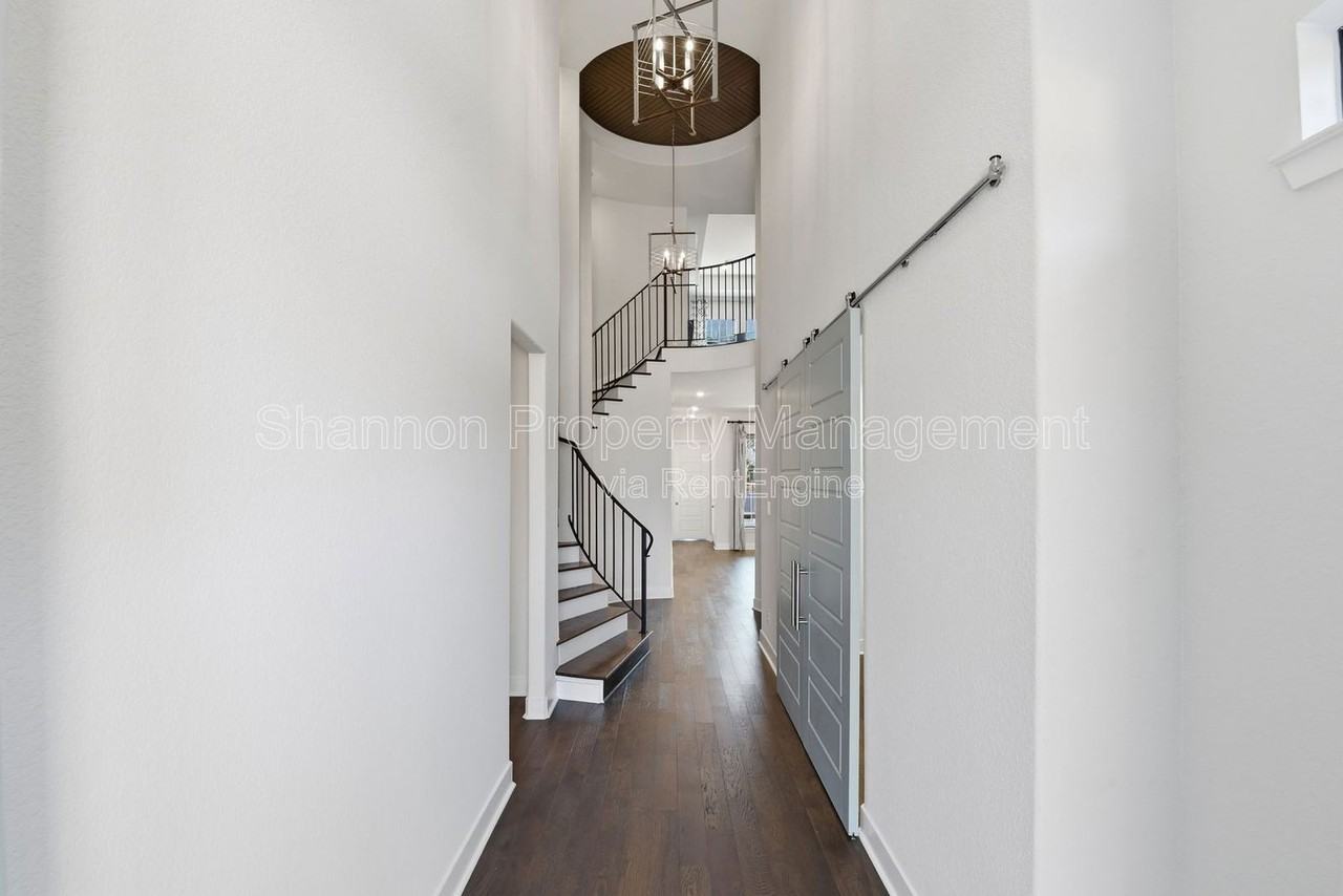 15314 Viviente Dr - Photo 7 of 50