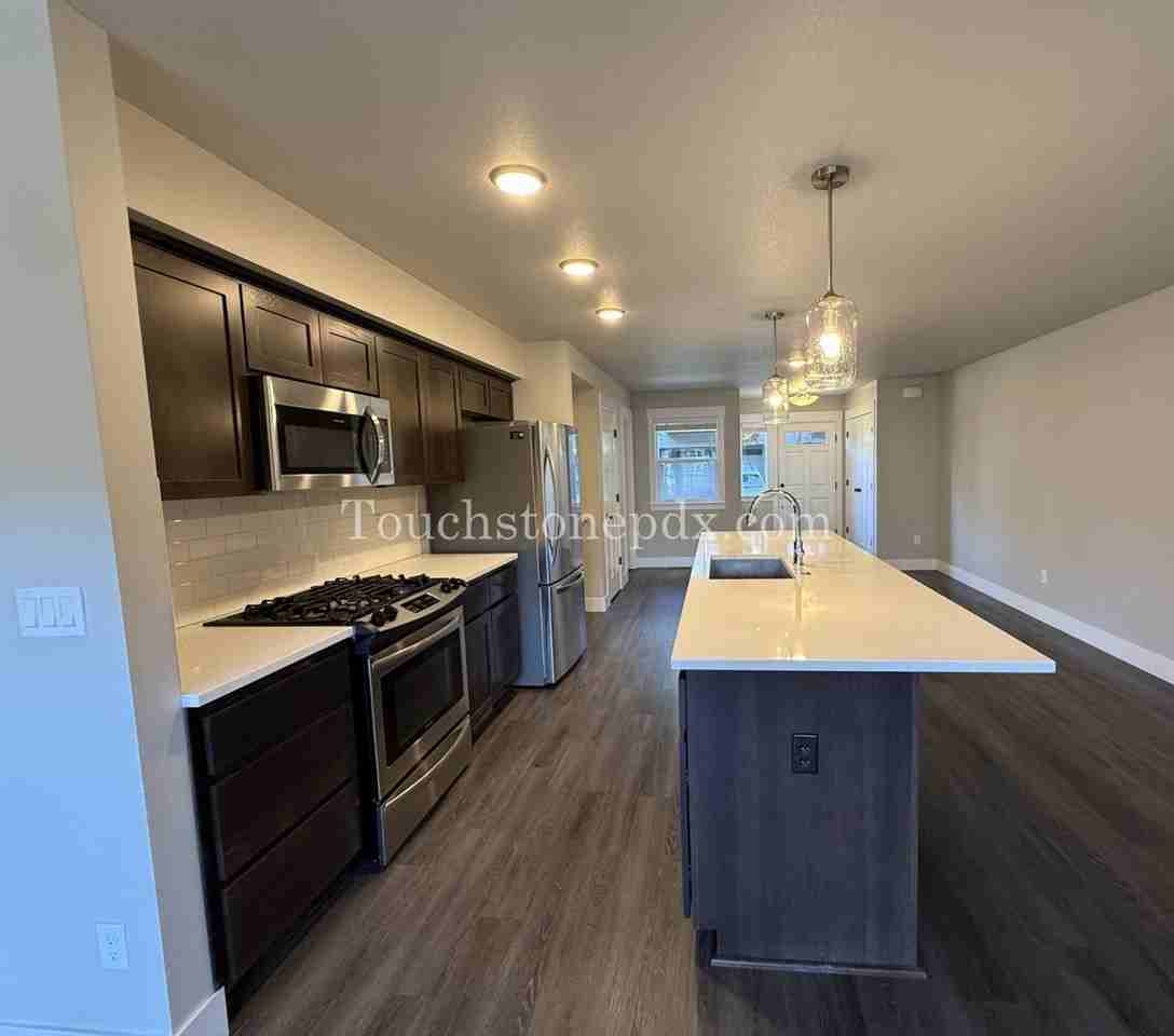 16818 Chula Vista Ave - Photo 3 of 28