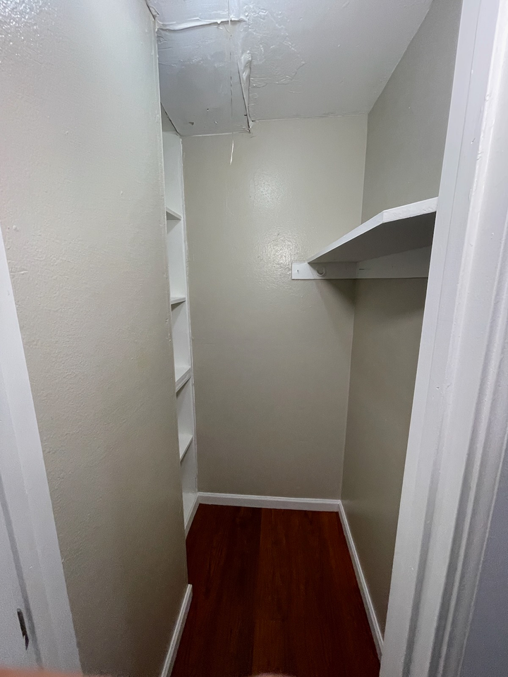 65 Gateway Ct #C - Photo 5 of 18