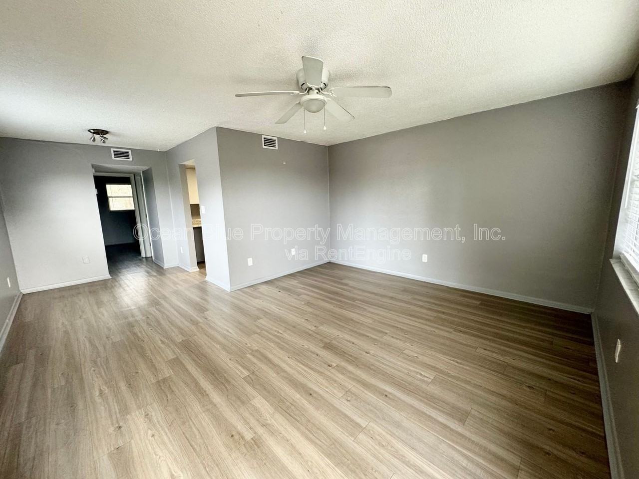 309 S Arcturas Ave #6 - Photo 3 of 8