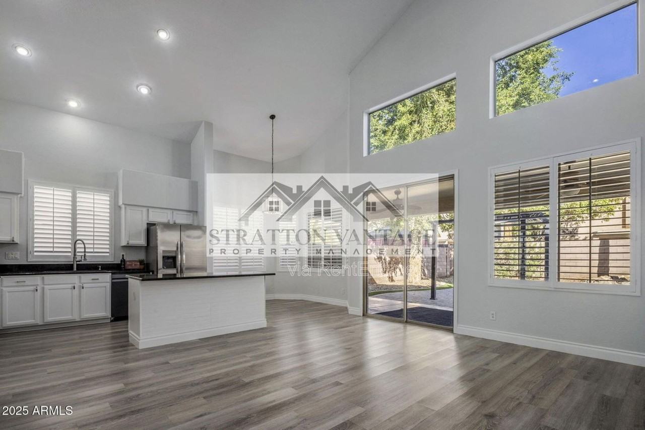 2900 E Riviera Pl - Photo 7 of 29