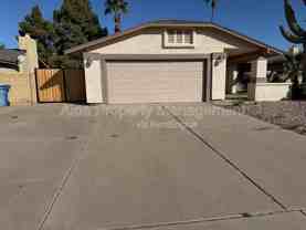 4624 W Chicago St - Photo 1 of 1