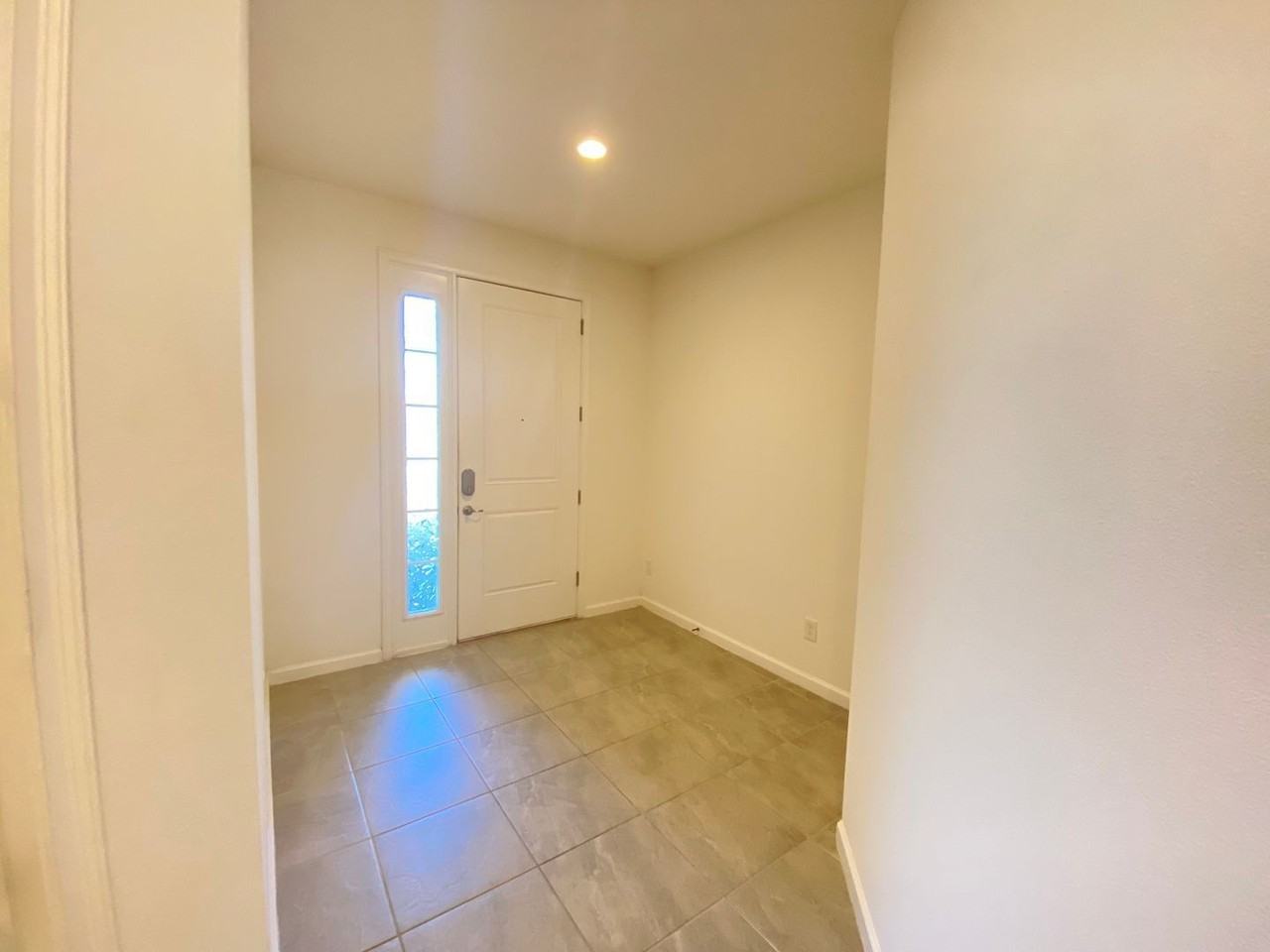 1273 Hendon Loop - Photo 2 of 48