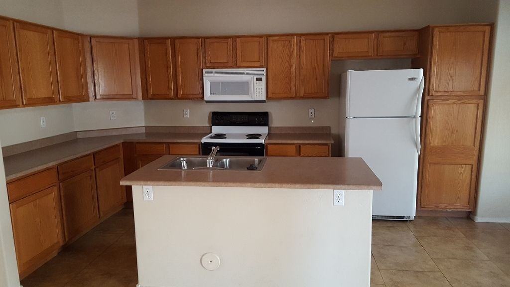 14928 N 150th Ln - Photo 5 of 14