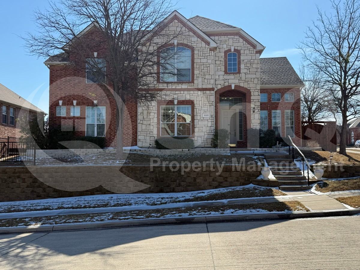 1020 Thorncliff Trl - Photo 4 of 5