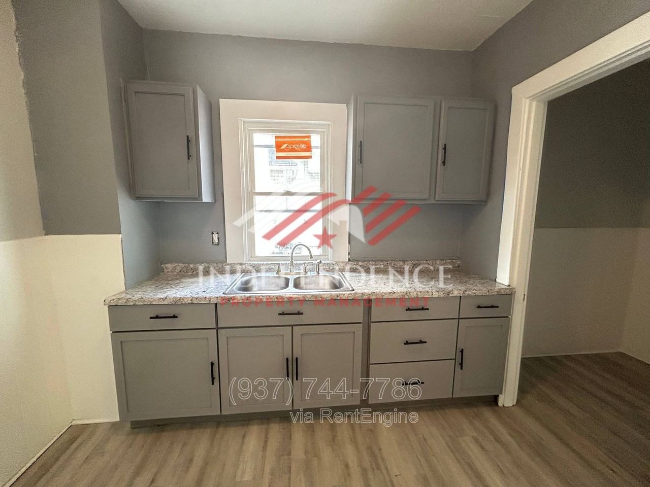 951 Ferndale Ave #951 - Photo 4 of 17