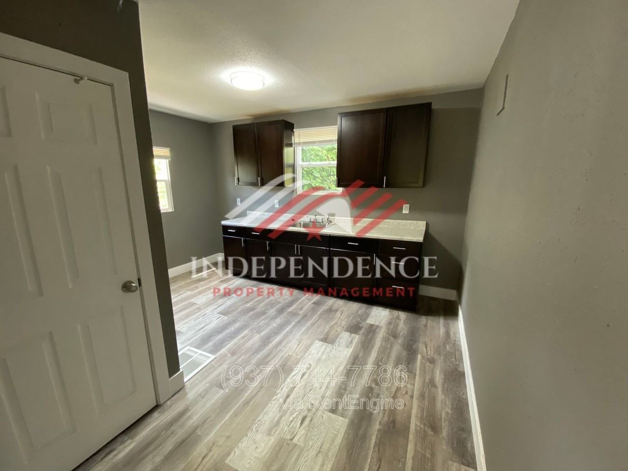 425 Brooklyn Ave - Photo 2 of 14