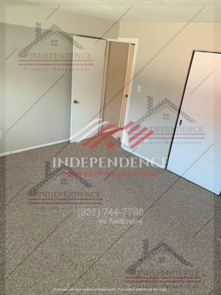 219 Beardsley Rd - Photo 6 of 15