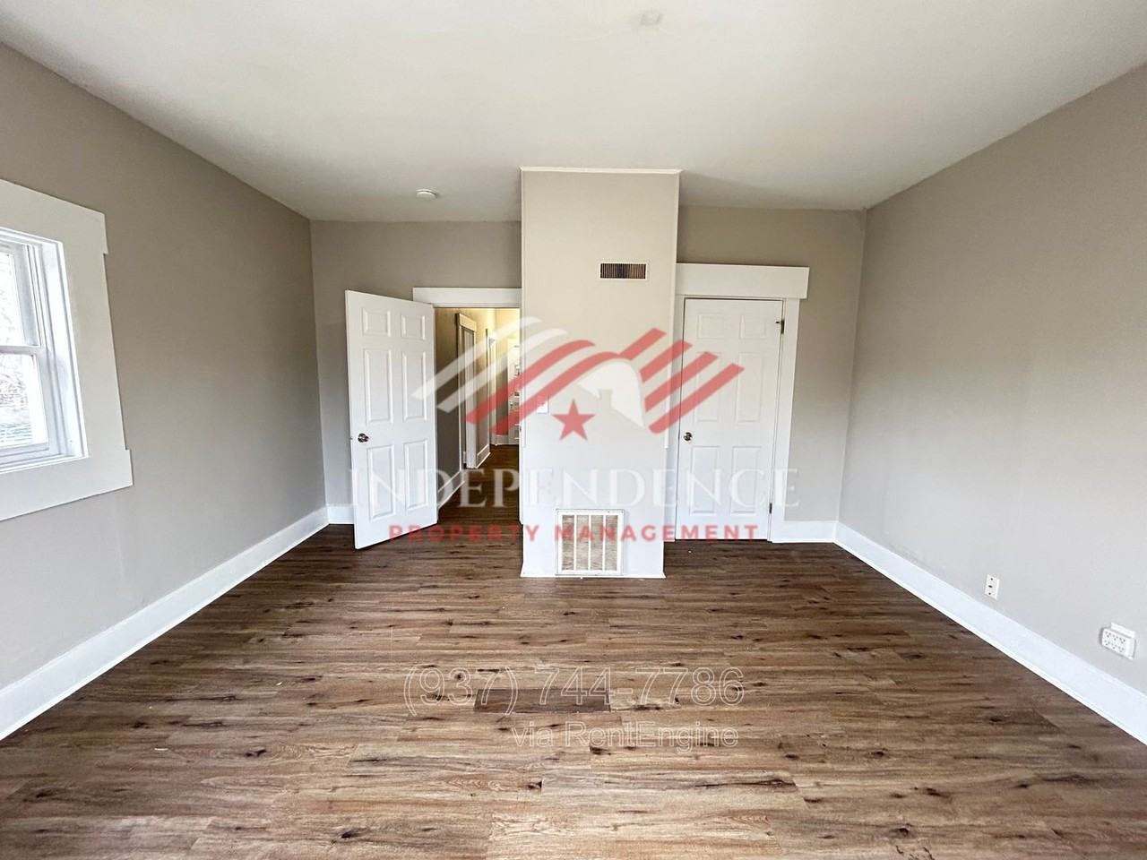 815 S Main St - Photo 6 of 9